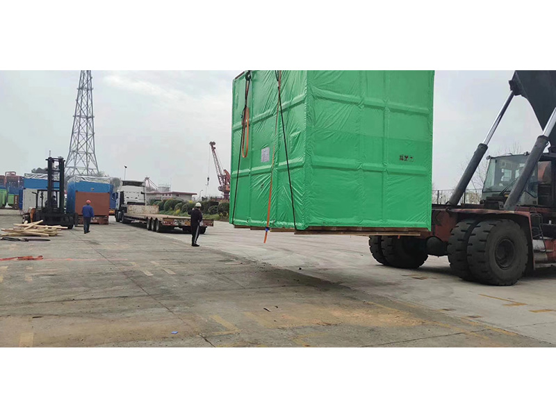 出口重(zhòng)型真空防(fáng)雨包裝