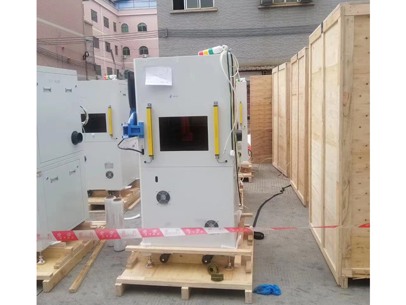 東(dong)莞某公司(si)出口越南(nan)木箱