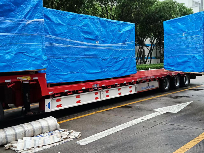 龍華(huá)富士康搬遷(qian)真空防雨木(mù)箱