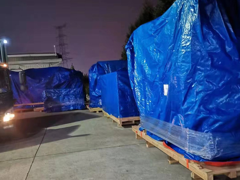 廣(guǎng)州韓國LG搬遷(qian)防雨真空包(bao)裝